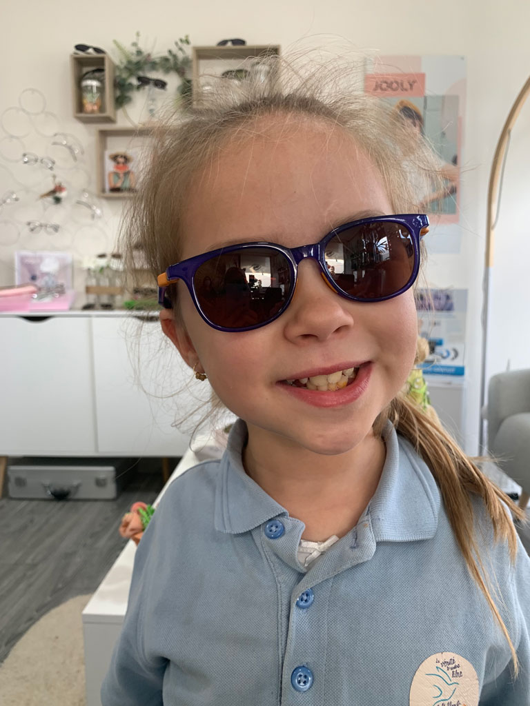 optic-synergy-monture-solaire-lunettes-enfants-opticien-la-crau-toulon-var-nano-sol