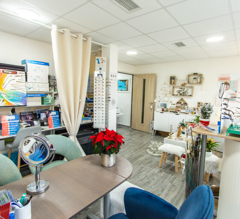 Stop aux idées reçues : Un opticien indépendant est-il vraiment plus cher qu’une franchise ?